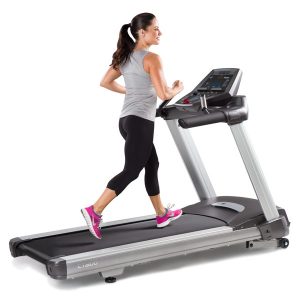 Фото беговой дорожки Spirit Fitness CT800